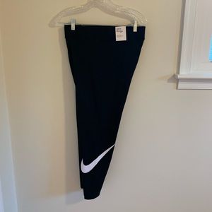 Nike Leggings 3X with Swoosh Tight Fit Mid Rise Full Length